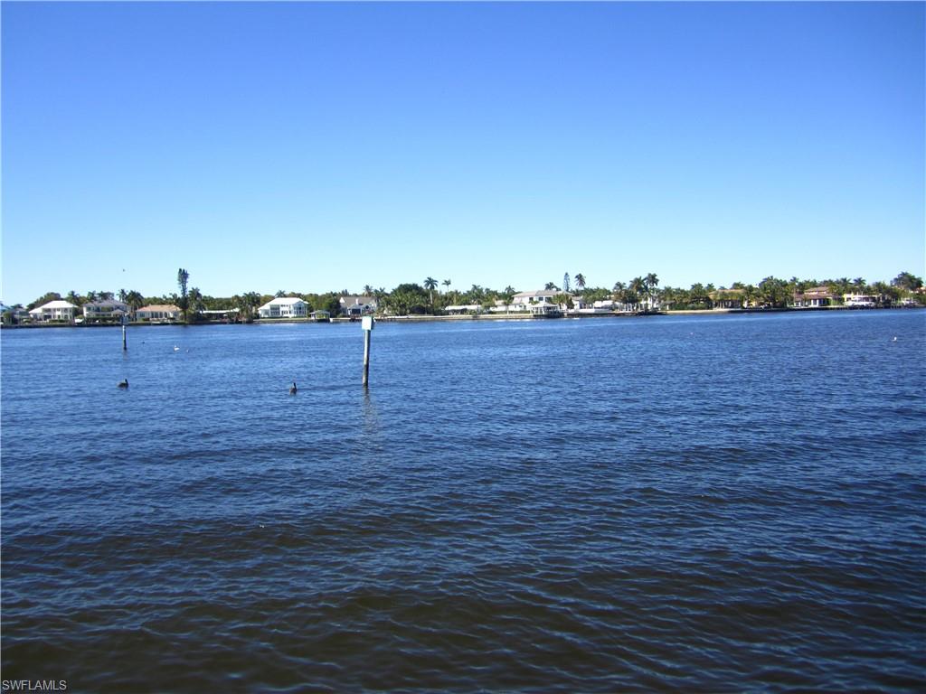 ROYAL HARBOR - Residential