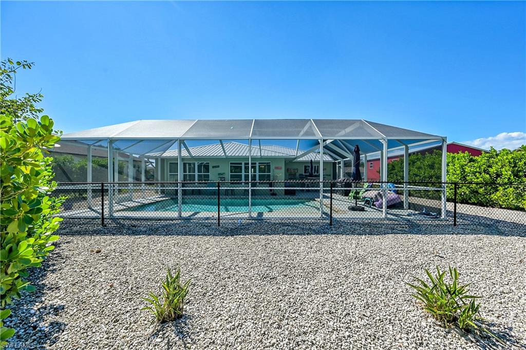 NESTING OF PINE ISLAND - Residential