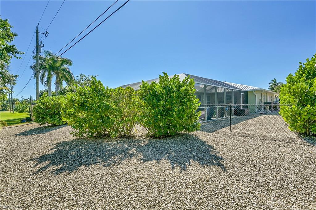 NESTING OF PINE ISLAND - Residential