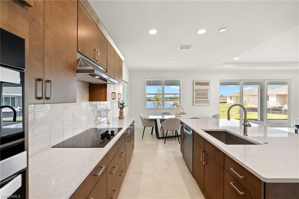 WILLOW AT PUNTA GORDA - Residential