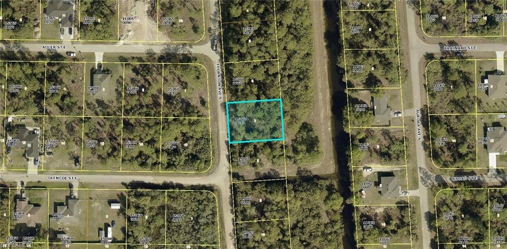 TWIN LAKE ESTATES - Land