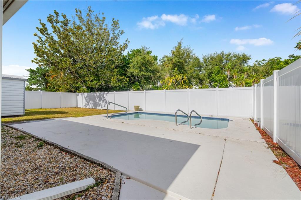 NORTH PORT - Residential Lease