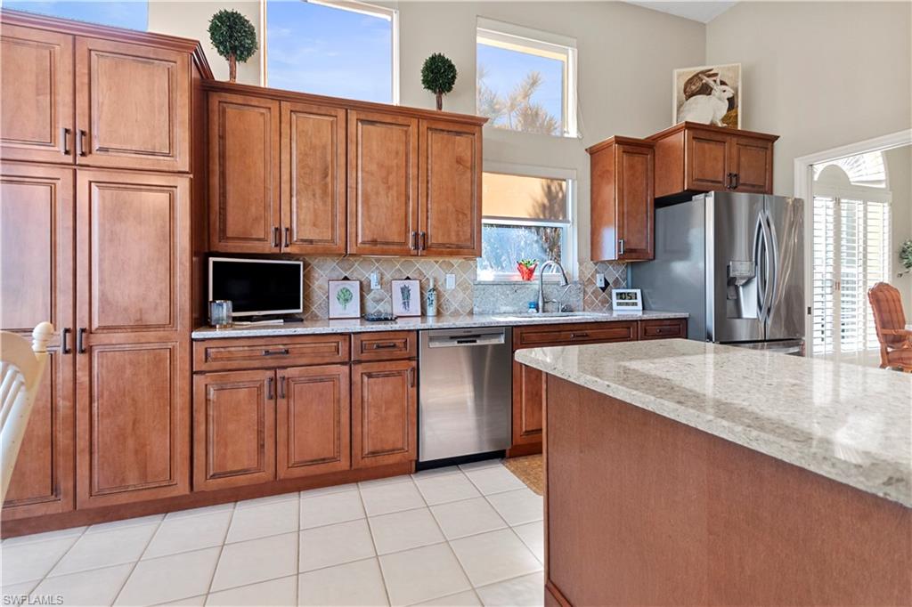 SILVER OAK AT THE VINES - Residential