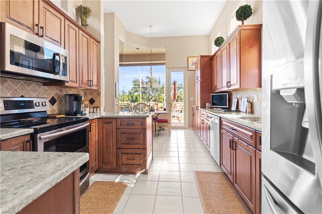 SILVER OAK AT THE VINES - Residential