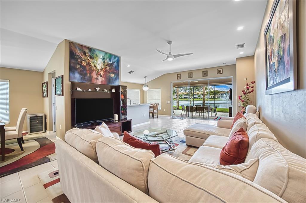 MAJESTIC POINTE - Residential