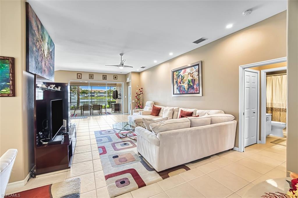 MAJESTIC POINTE - Residential