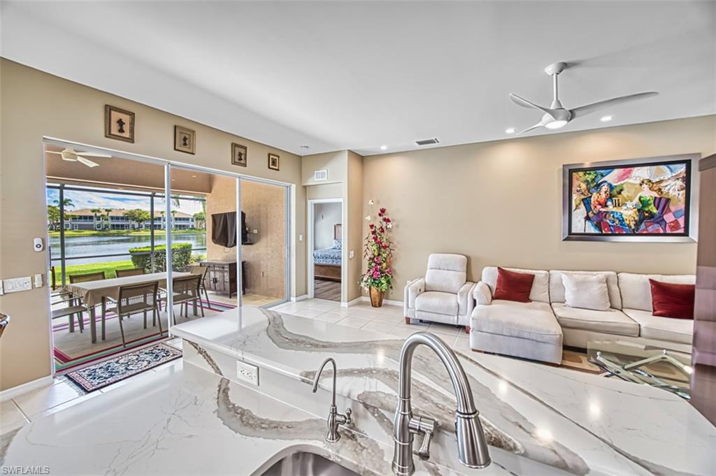 MAJESTIC POINTE - Residential