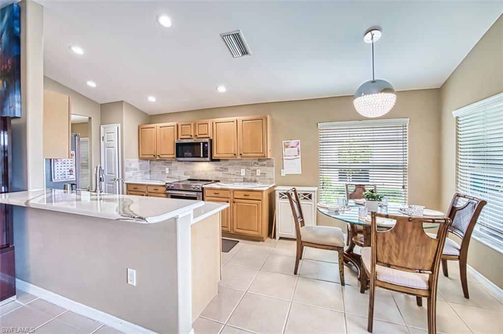 MAJESTIC POINTE - Residential