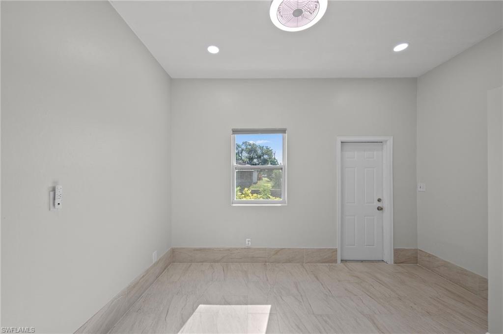 NORTH FORT MYERS - Residential Lease