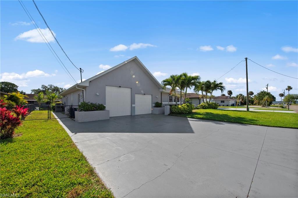 NORTH FORT MYERS - Residential Lease