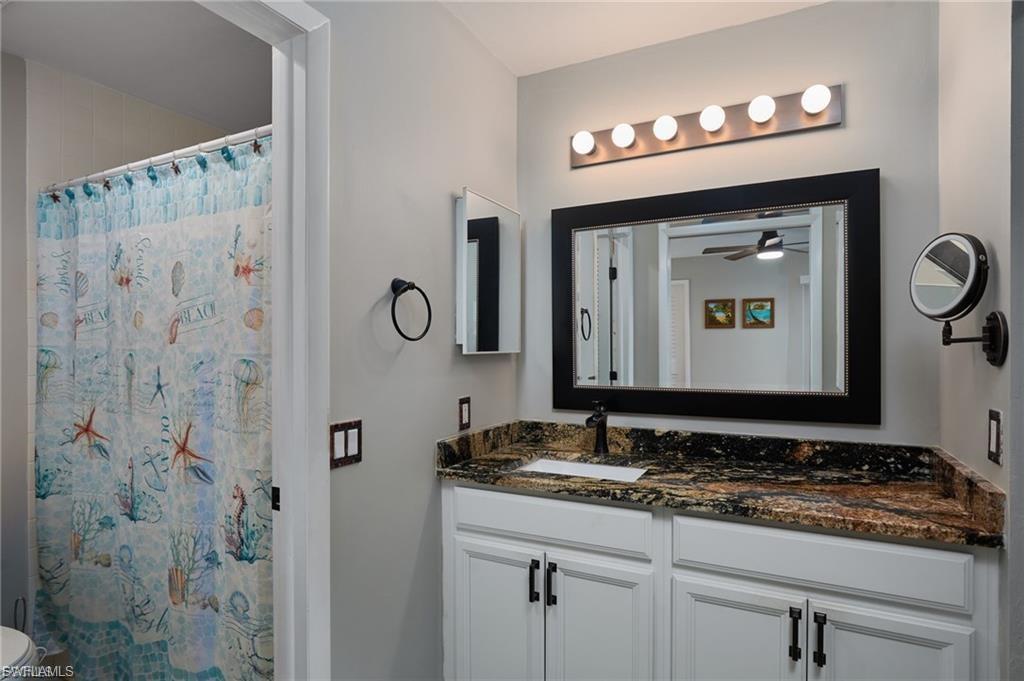 ADMIRALTY YACHT & RACQUET CLUB - Residential Lease