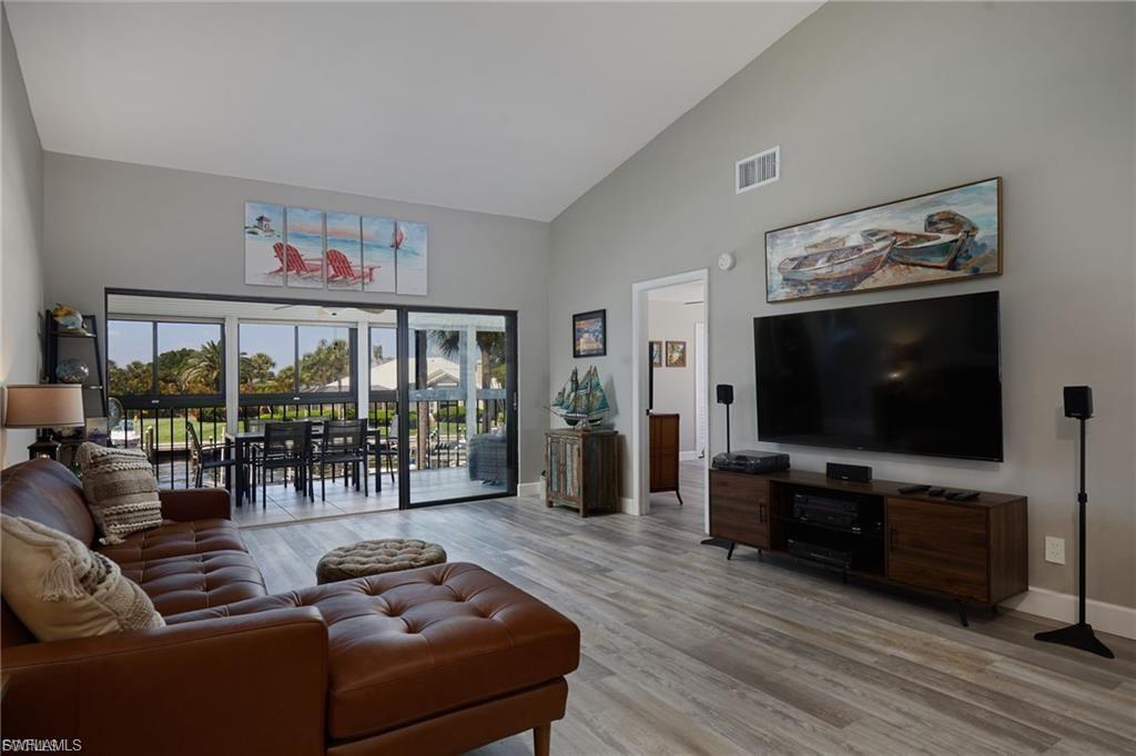 ADMIRALTY YACHT & RACQUET CLUB - Residential Lease