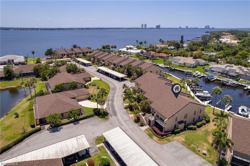 ADMIRALTY YACHT & RACQUET CLUB - Residential Lease