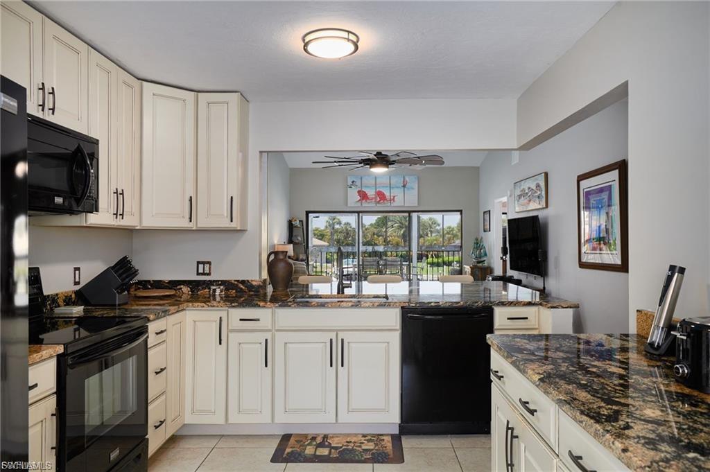 ADMIRALTY YACHT & RACQUET CLUB - Residential Lease