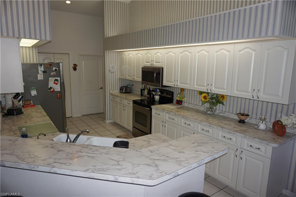 GULF COVE - Residential