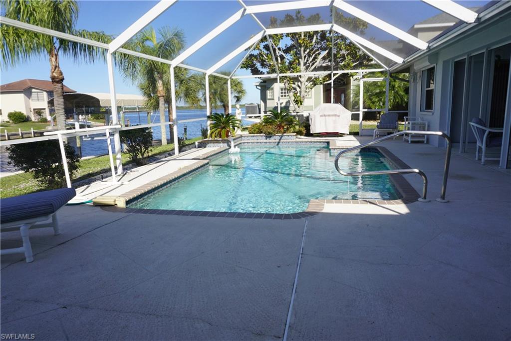 GULF COVE - Residential