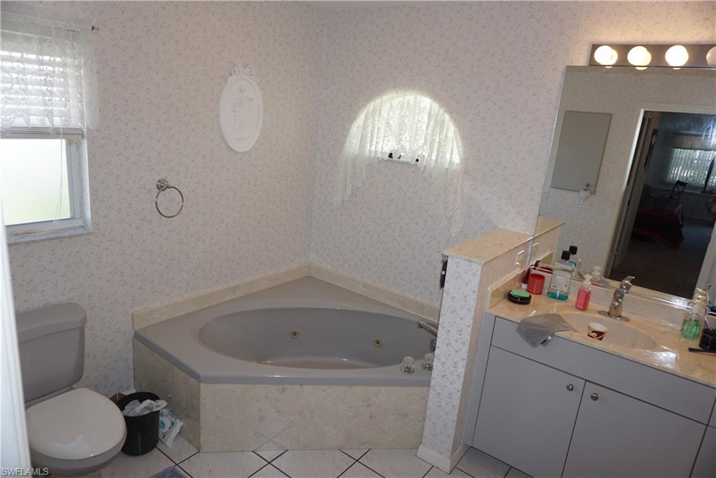 GULF COVE - Residential