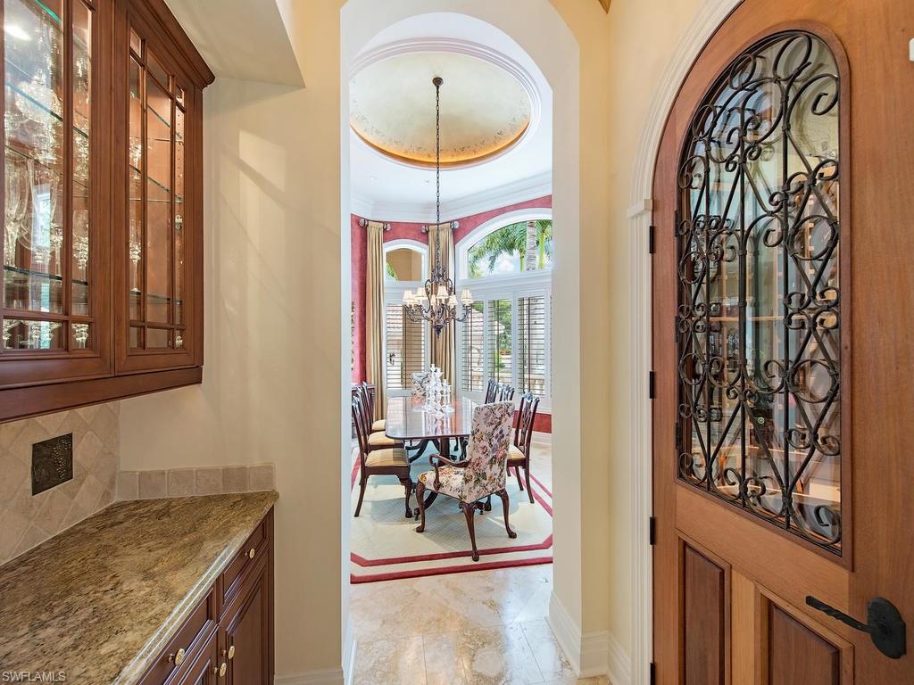 BAY WOODS - Residential