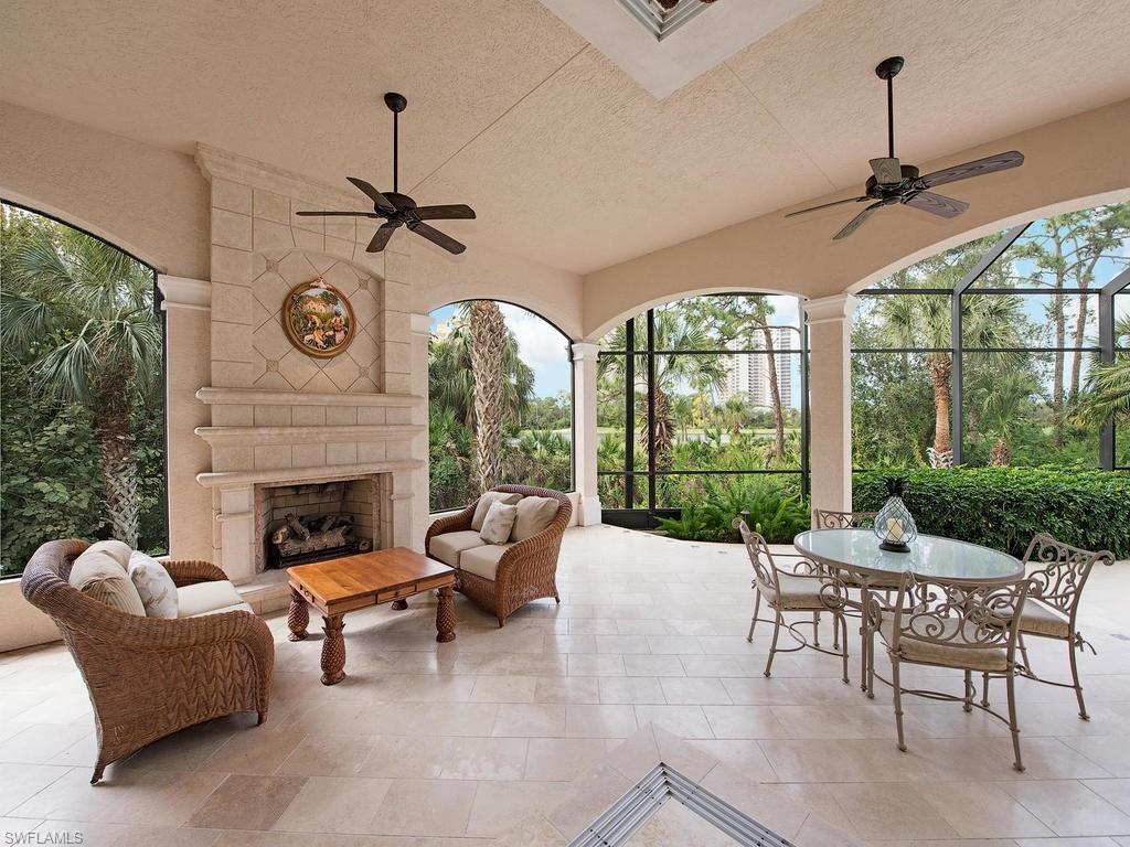 BAY WOODS - Residential