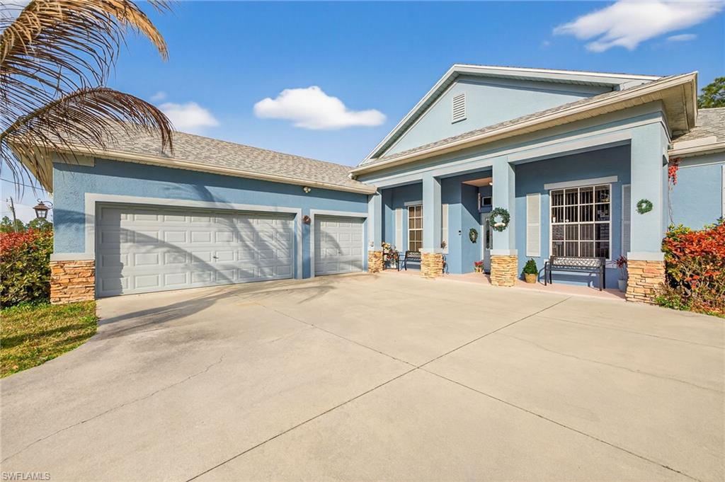 LEHIGH ACRES - Residential