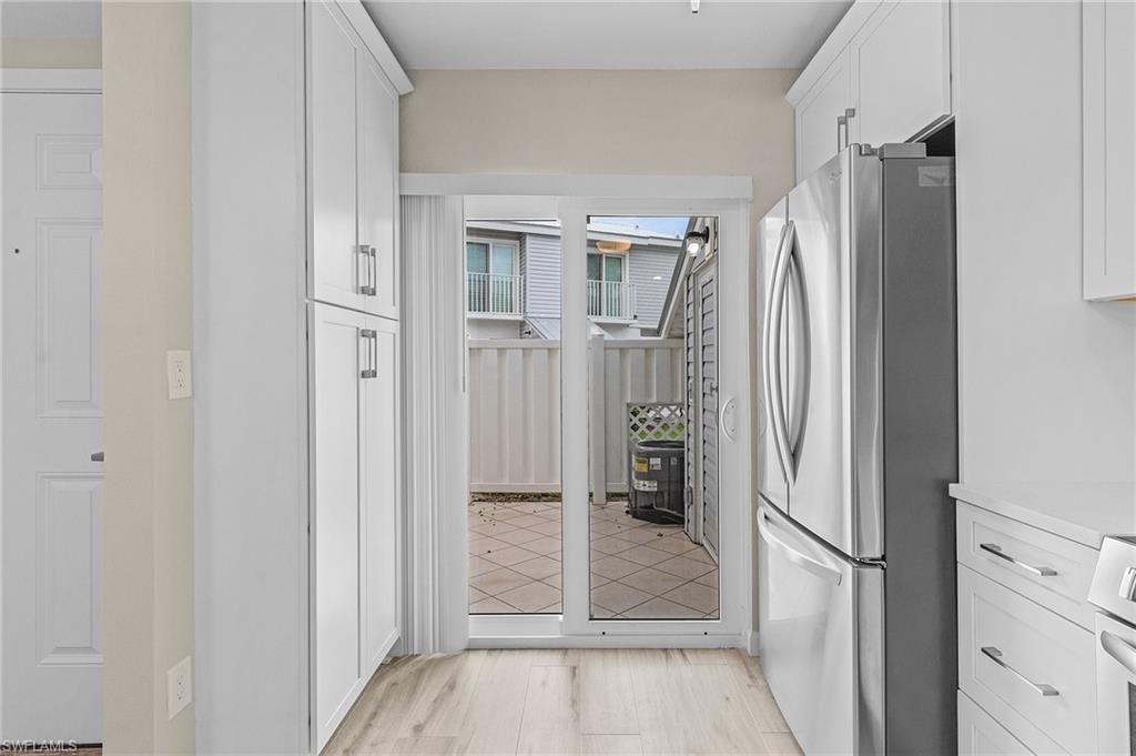 BOARDWALK CAPER - Residential