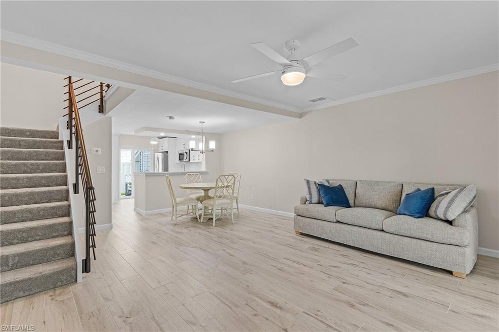 BOARDWALK CAPER - Residential