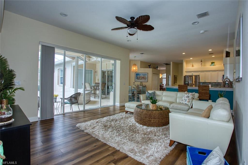 HERITAGE PALMS ESTATES - Residential