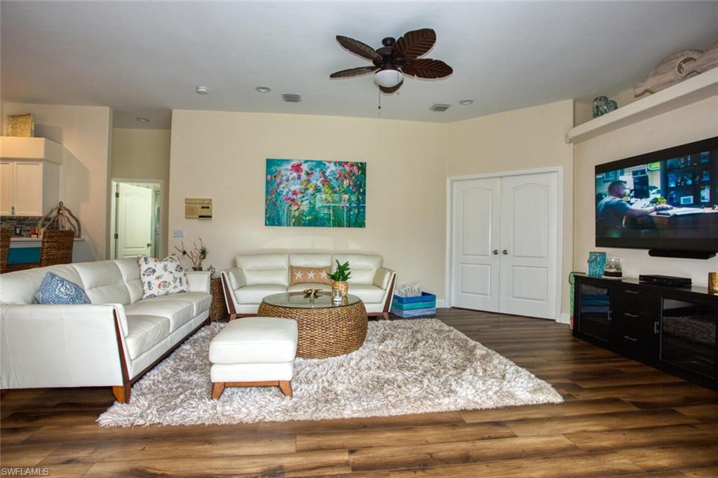 HERITAGE PALMS ESTATES - Residential