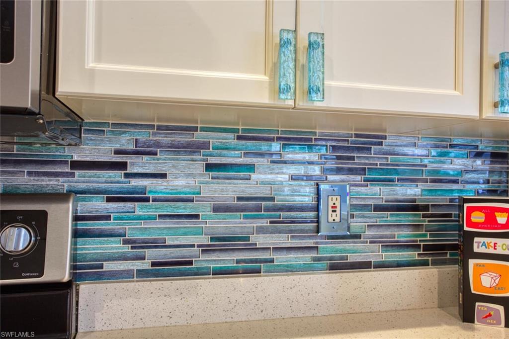 HERITAGE PALMS ESTATES - Residential