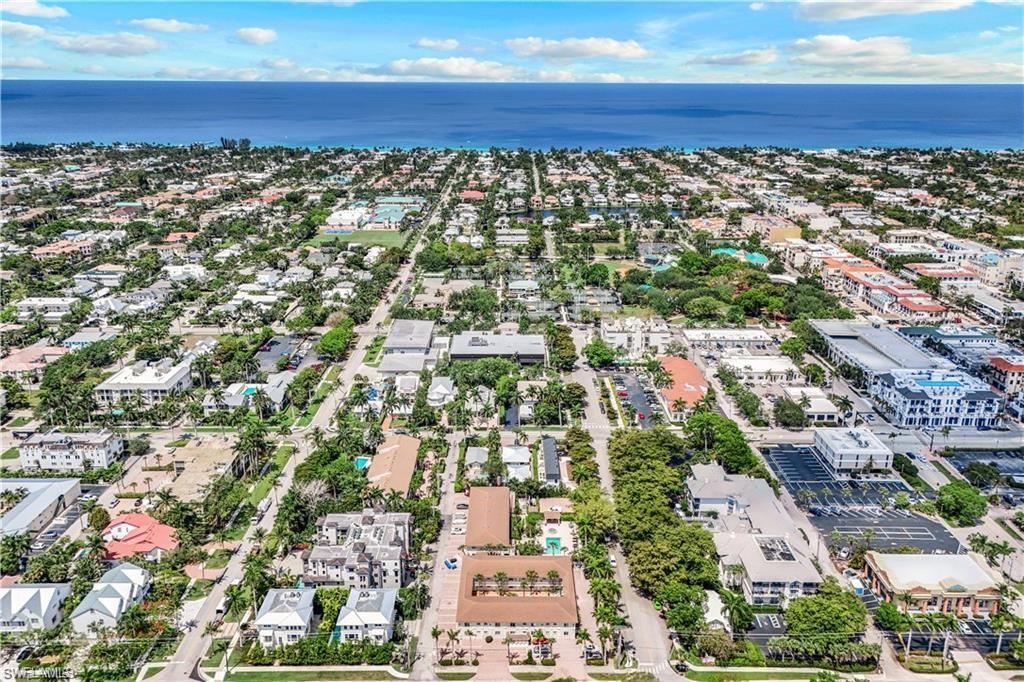 CASTLETON GARDENS - Residential