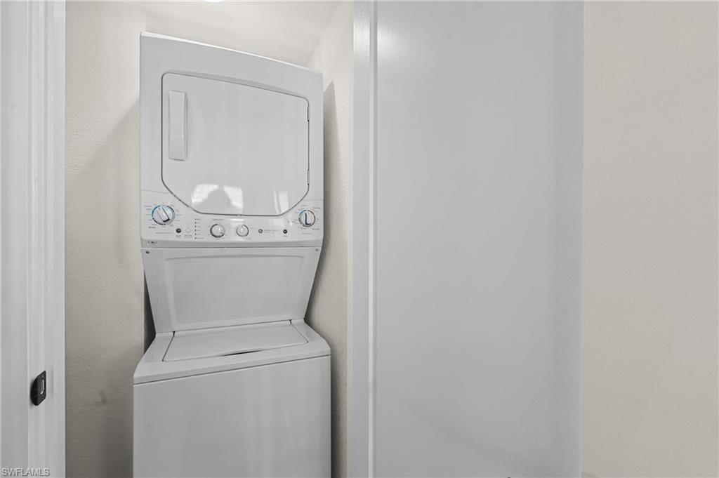 CASTLETON GARDENS - Residential