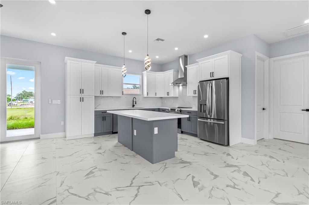 LEHIGH ACRES - Residential