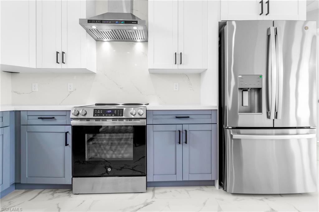 LEHIGH ACRES - Residential