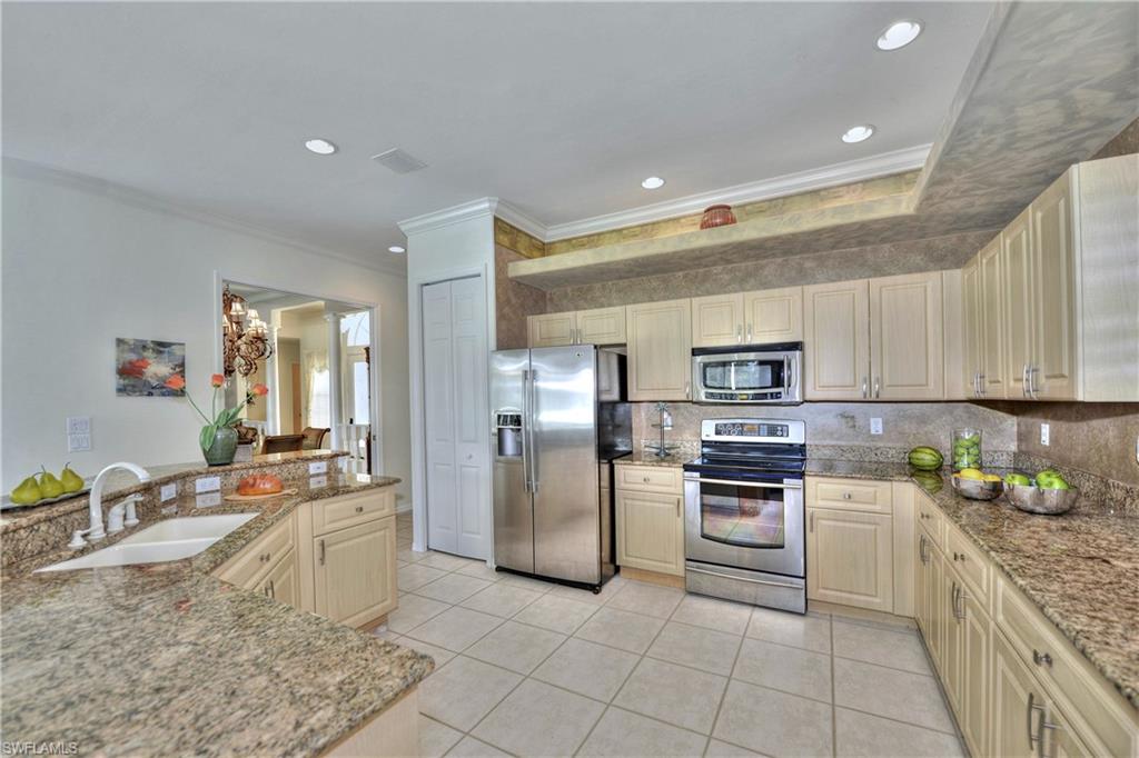 NAPLES HERITAGE - Residential