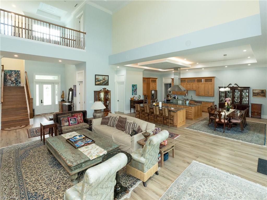 ACREAGE - Residential