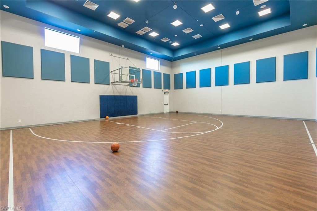 MARBELLA ISLES - Residential