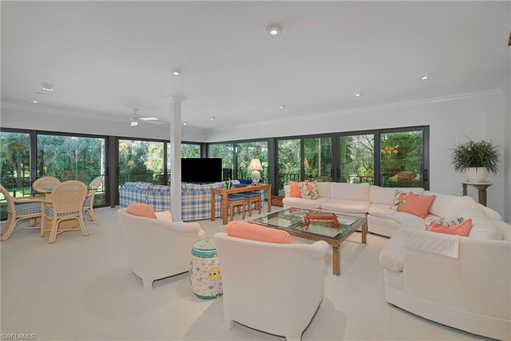 WILDERNESS COUNTRY CLUB - Residential