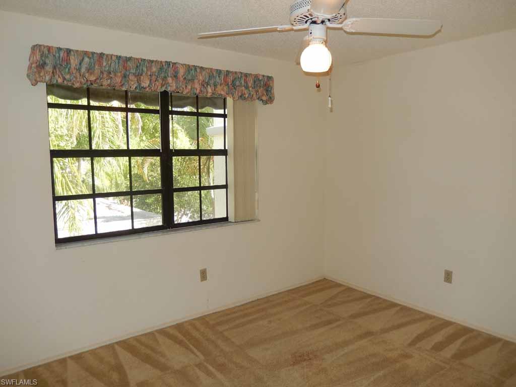 ISLES OF CALOOSA YACHT + RACQUET CLUB - Residential