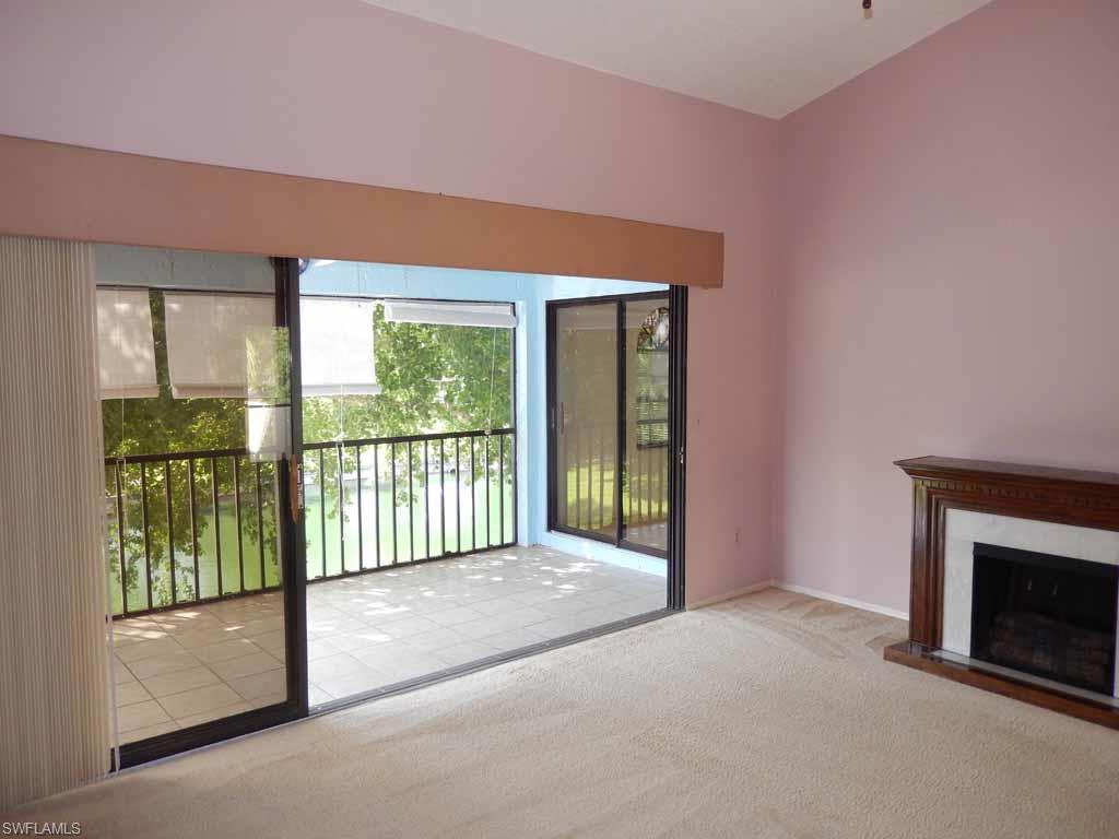 ISLES OF CALOOSA YACHT + RACQUET CLUB - Residential