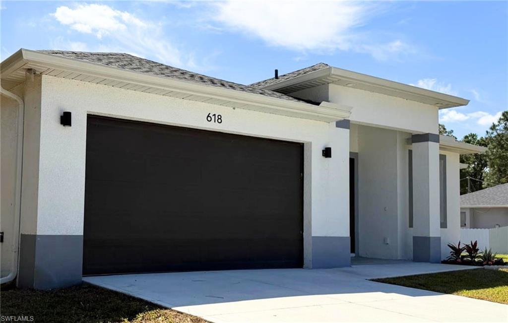 LEHIGH ACRES - Residential