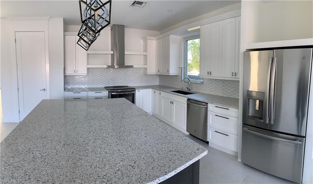 NAPLES PARK - Residential