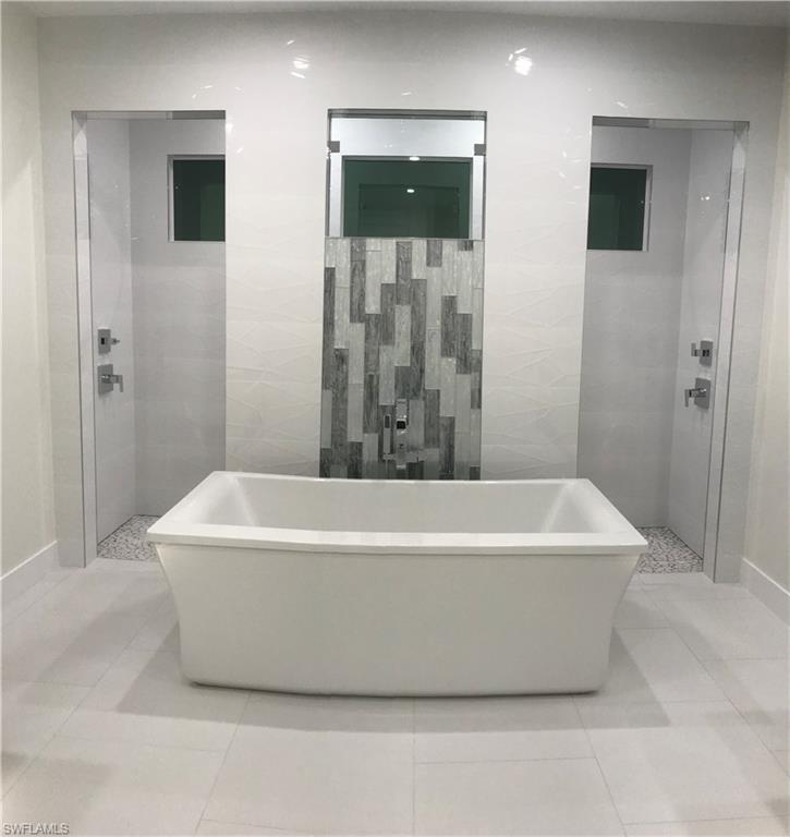 NAPLES PARK - Residential