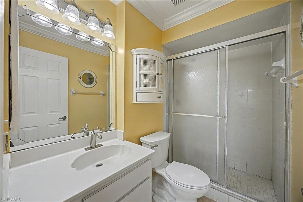 CAVENDISH SQUARE CONDO - Residential