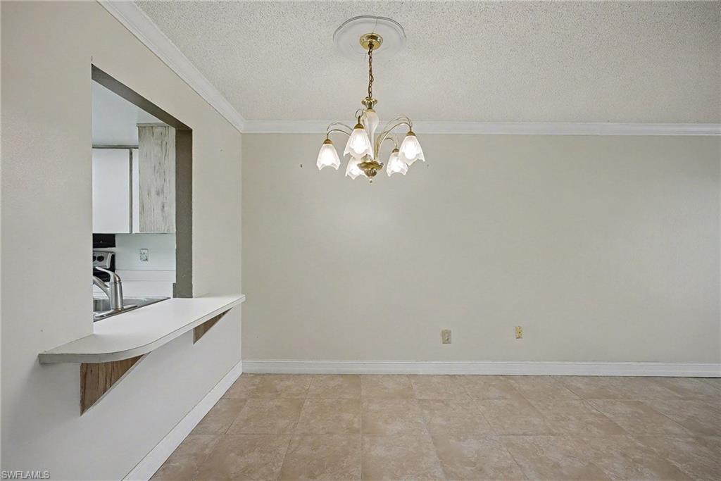 CAVENDISH SQUARE CONDO - Residential