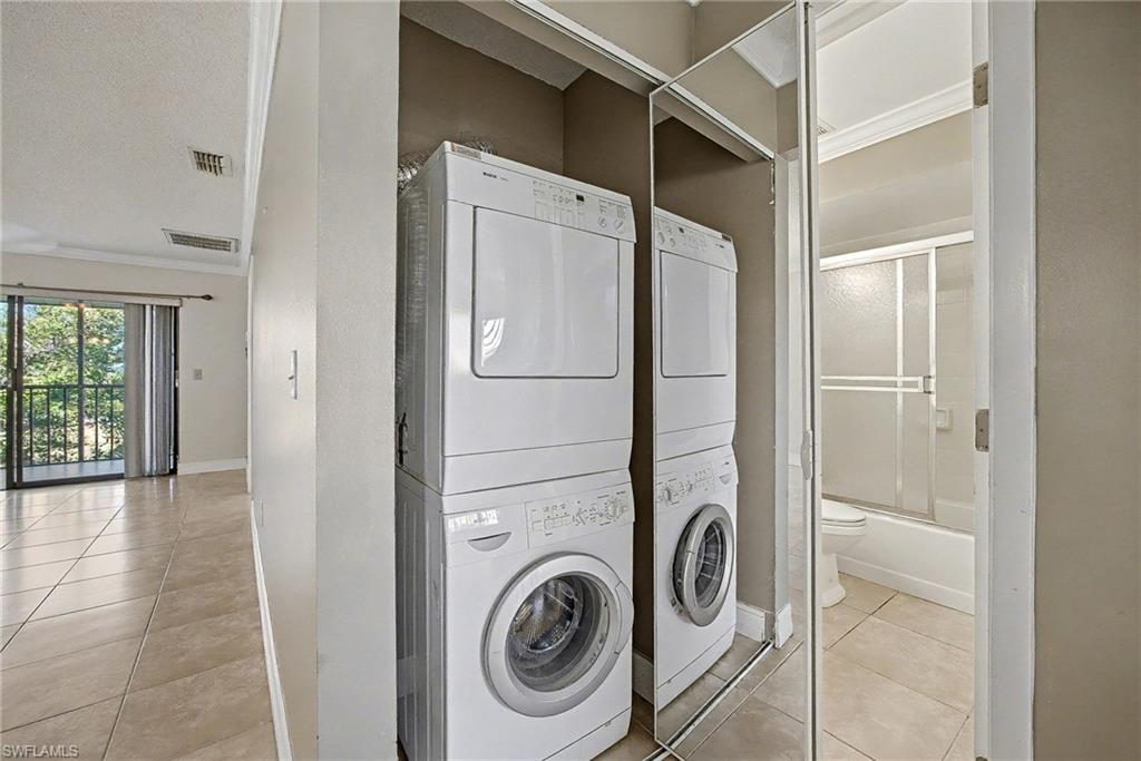 CAVENDISH SQUARE CONDO - Residential