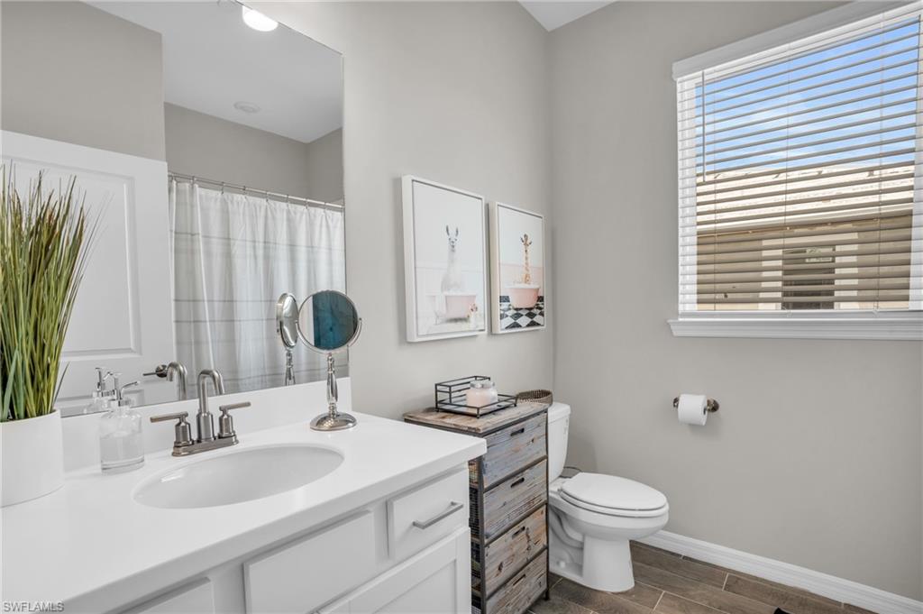 ESPLANADE LAKE CLUB - Residential Lease