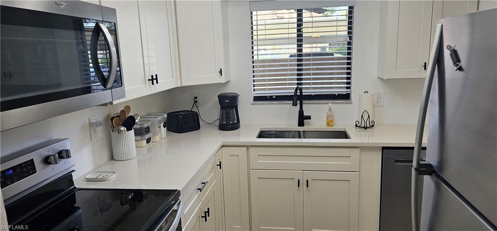 WINDWARD WAY CONDO - Residential