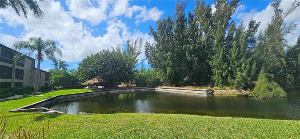 WINDWARD WAY CONDO - Residential
