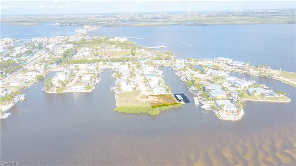 CROWS 2ND PLAT OF MATLACHA - Land