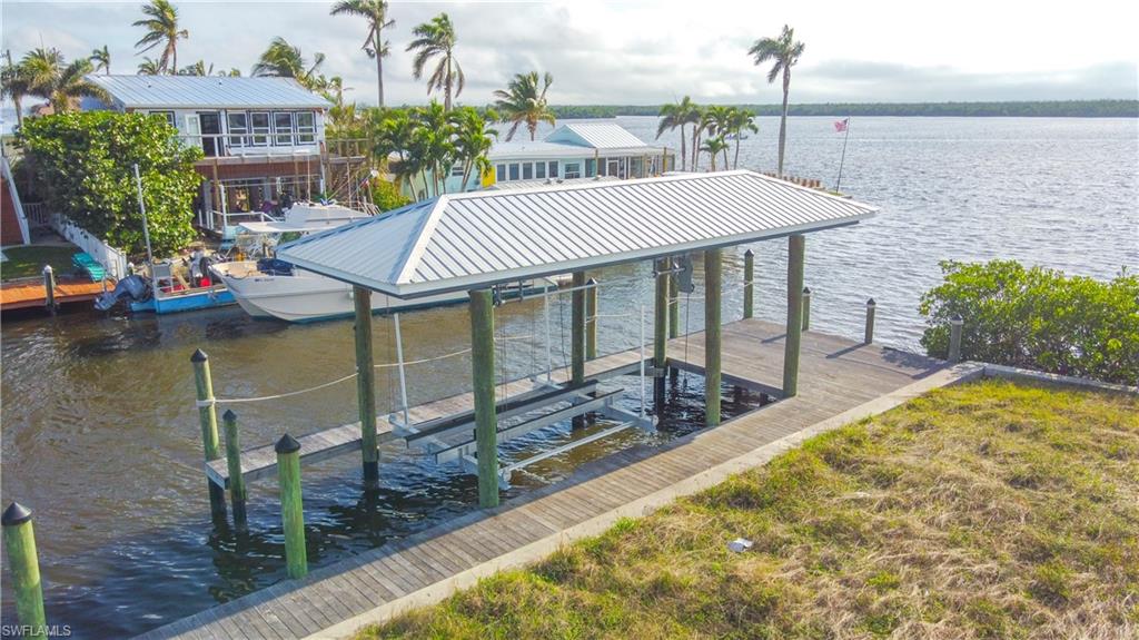 CROWS 2ND PLAT OF MATLACHA - Land